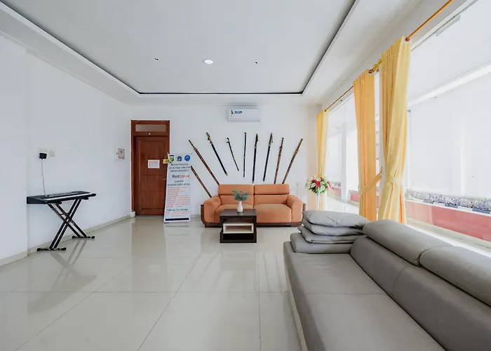 RedDoorz Premium @ Gandaria Jagakarsa Hotel Jakarta
